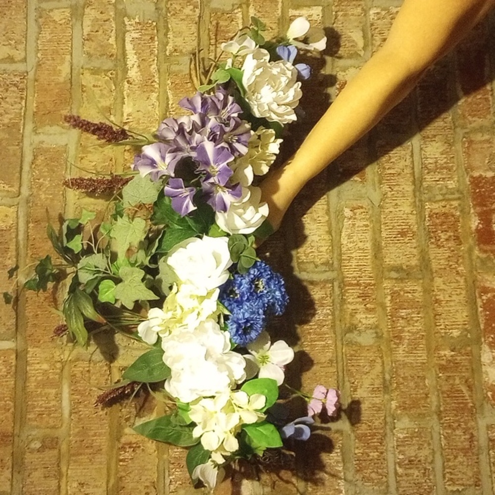 Floral swag